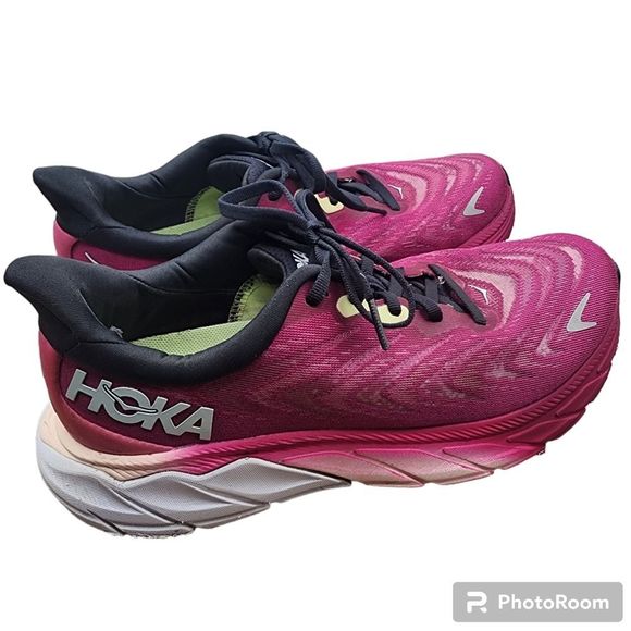 Hoka One One Shoes - Hoka One One ARAHI 6 Women's Pink /Black Sneakers Size 8B